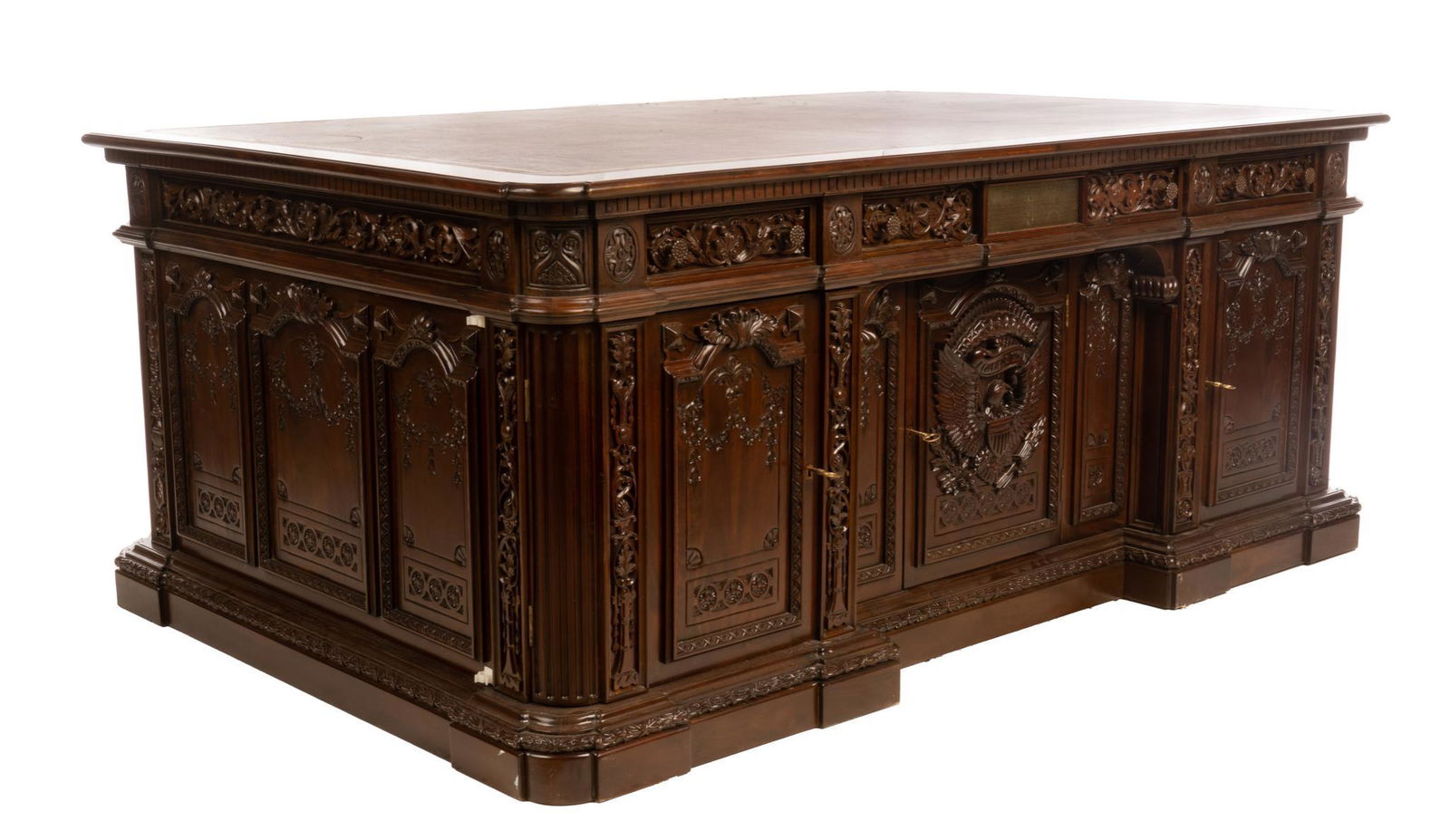 Replica of The Resolute Presidential Desk (1 of 6)