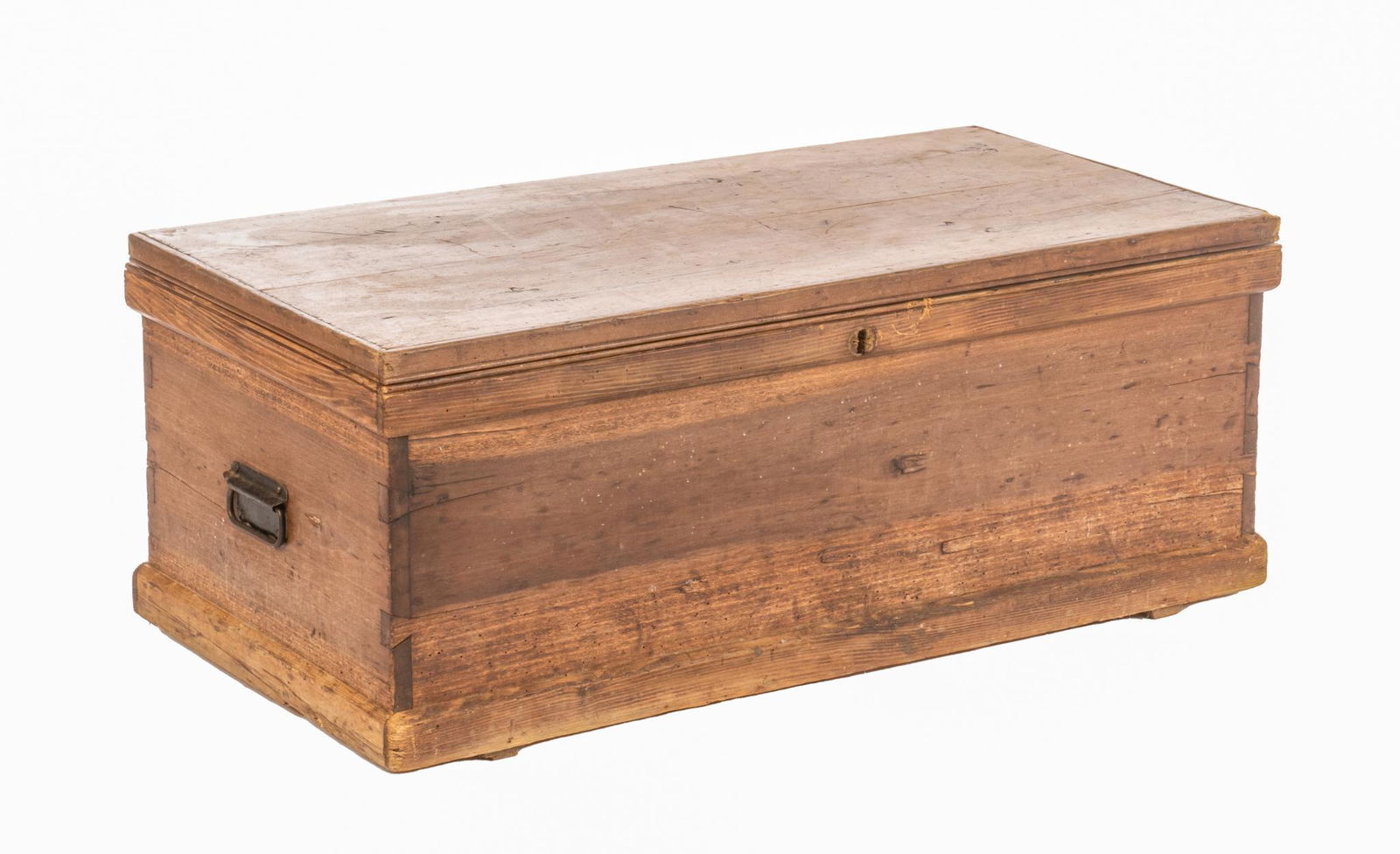 Rustic Blanket Chest (1 of 5)