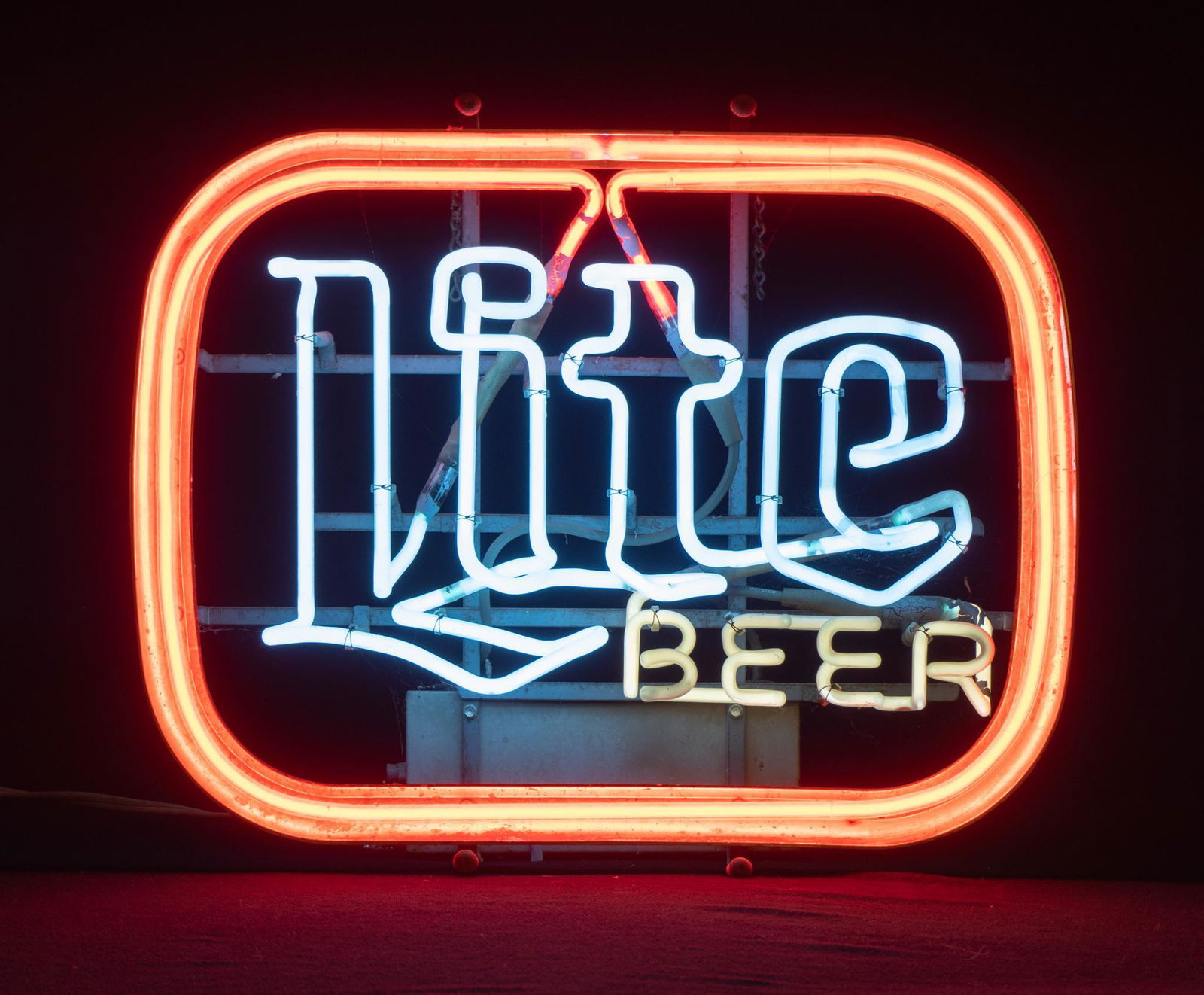 Miller Lite Beer Neon Sign (1 of 5)