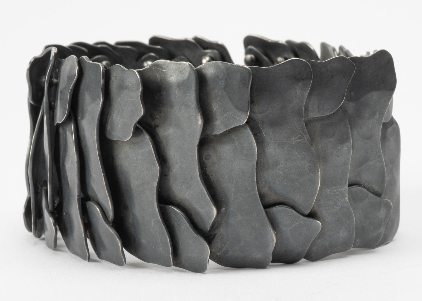 Eduardo Herrera Mexico Sterling "Escamas" Bracelet (1 of 5)