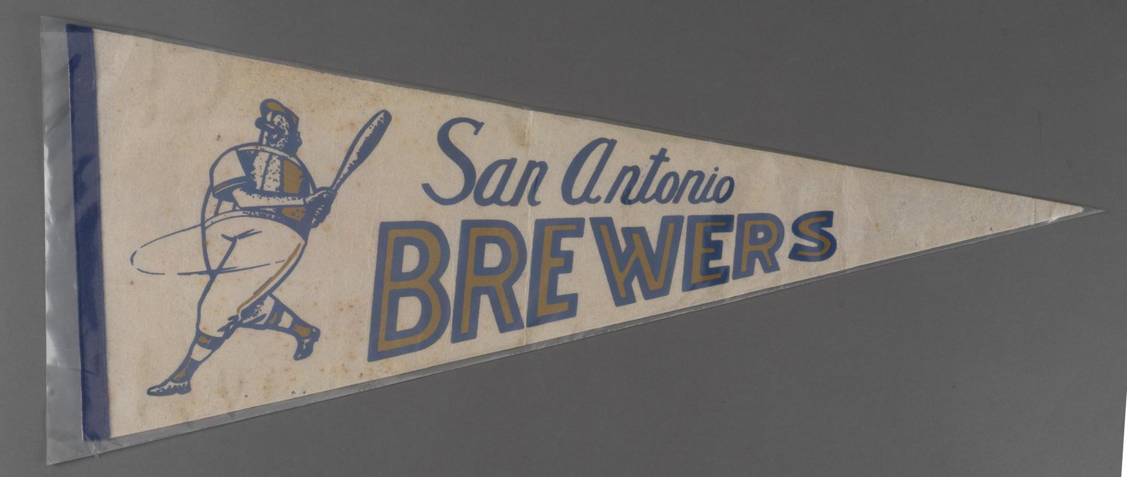 1970s San Antonio Brewers Baseball Pennant: 1970s San Antonio Brewers Minor League felt pennant 13"h x 31"w We happily provide seamless shipping services on everything we sell. Please email us at shipping@vogtauction.com or call 210-971-5750 fo