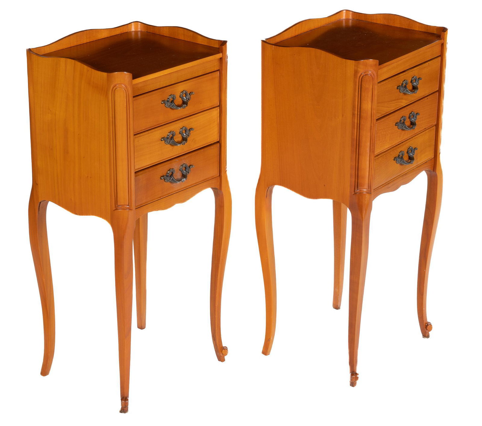 Pair of Louis XV Style Nightstands (1 of 6)