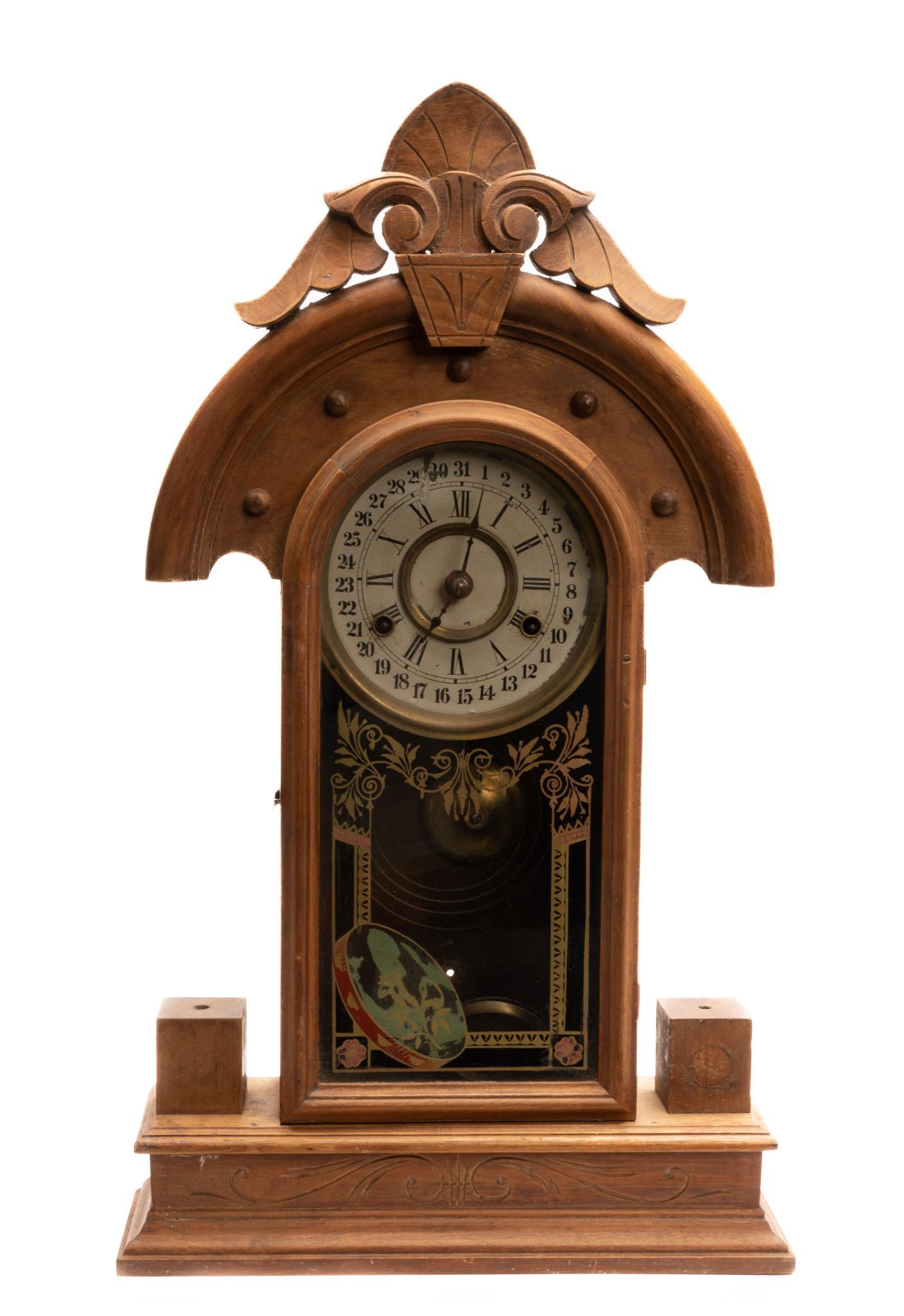 New Haven Clock Co. Parlor Clock (1 of 7)