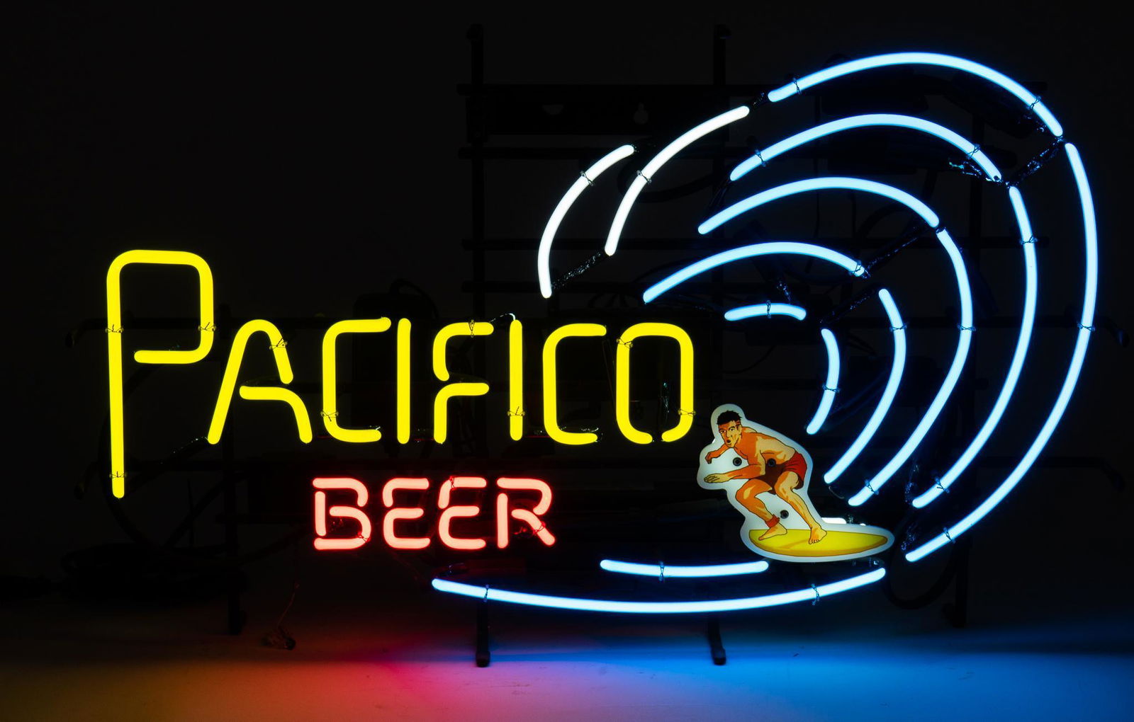 Cerveza Pacifico Neon Sign (1 of 9)