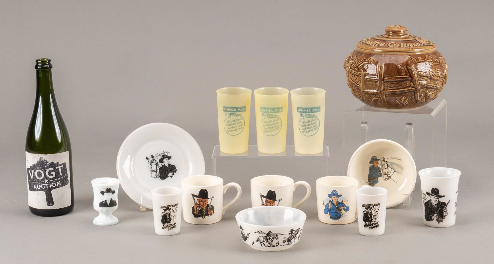 (14) Hopalong Cassidy Collectibles (1 of 9)