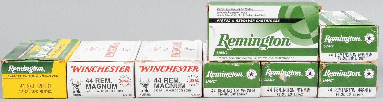 376 Rounds of .44MAG & .44SPL Ammunition: Includes: -100 rds of Winchester .44MAG, 240 Gr JSP -226 rds of Remington .44MAG, 180 Gr JSP -50 rds of Remington .44SPL, 246 Gr Lead RN Provenance: A Fredericksburg, Texas estate We will happily prov