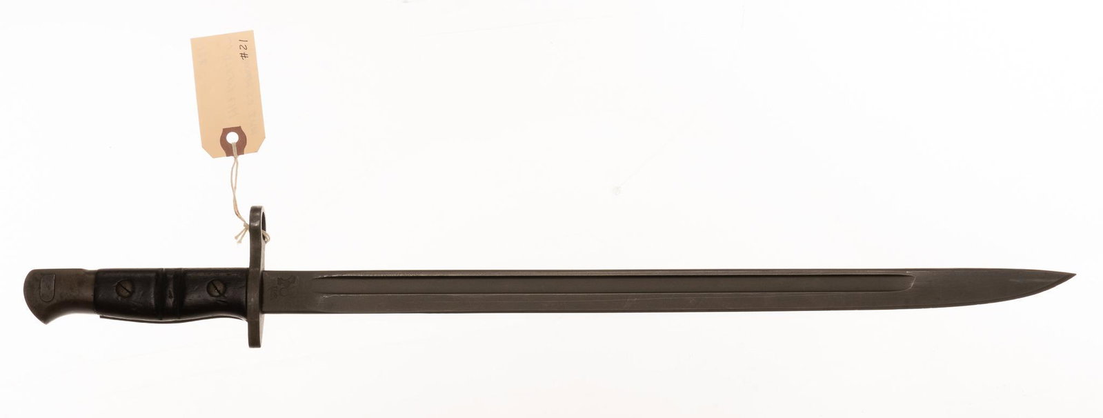 US Model 1917 Bayonet W/ Scabbard: Includes: US Model 1917 Bayonet w/ scabbard Marked: "1913 / 10 17 / (REMINGTON in circle) " on left side of blade "Eagle Head / 24" "Flaming Bomb / US" on right side Blade leng