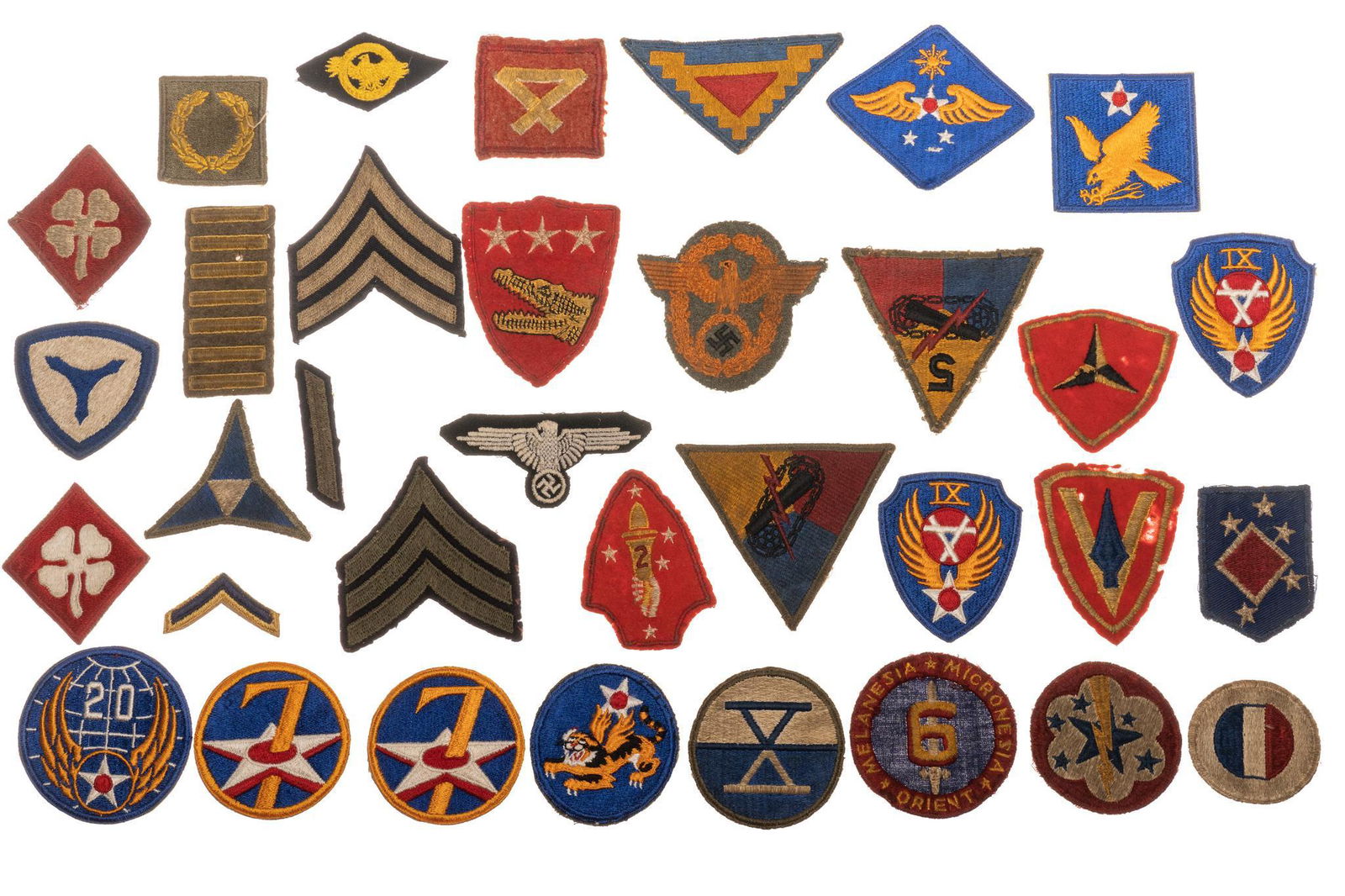 Lot of WWII Era Patches Marines Army Air Corps German: Includes: - German SS Eagle arm patch - German Feldgendarmerie patch (orange) - 2nd Marine Div. felt patch - 3rd Marine Div. felt patch - 4th Marine Div. felt patch - 5th Marine Div. felt patch -V A