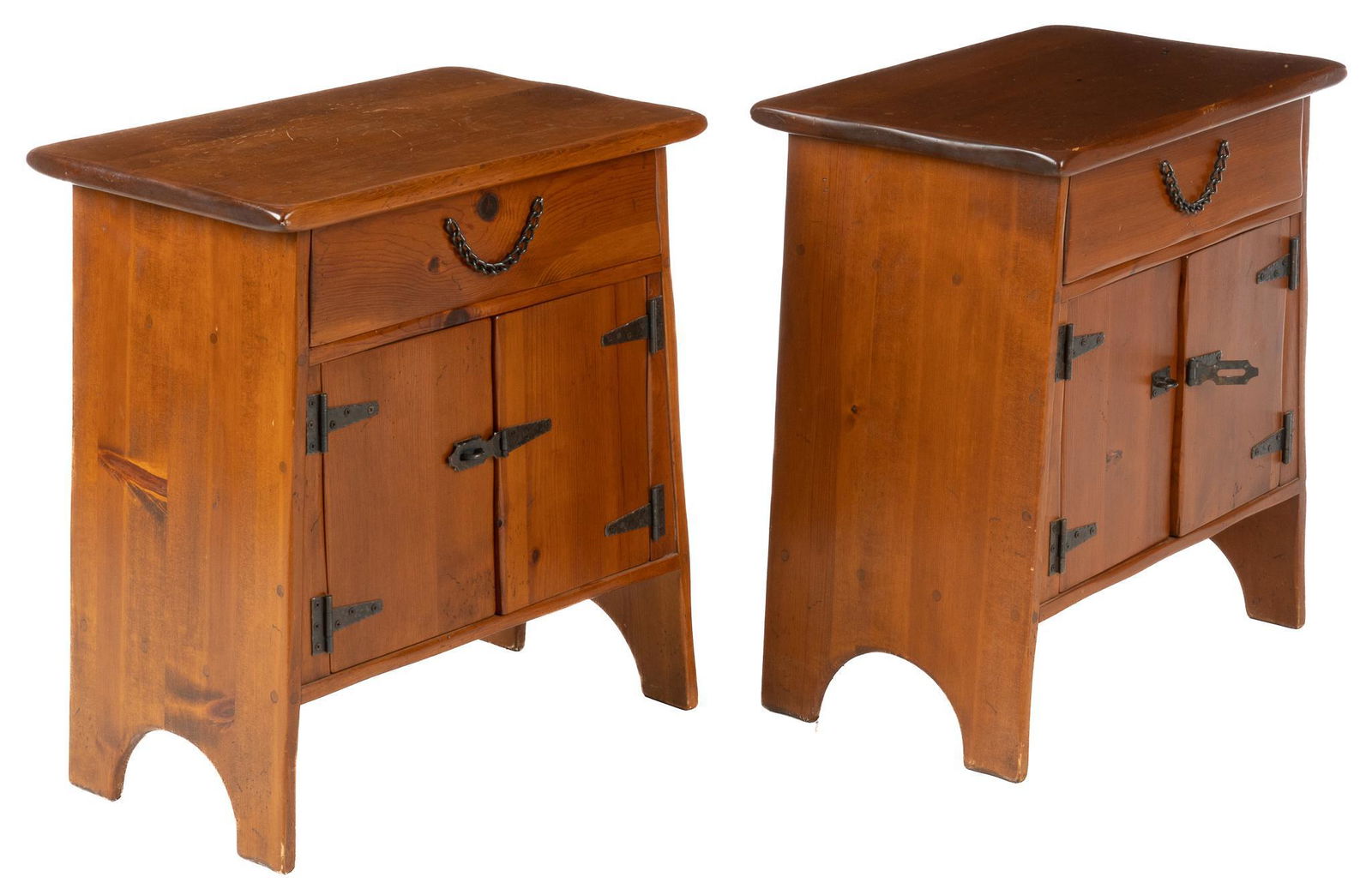 Pair of W.R. Dallas (San Antonio, TX) Night Stands (1 of 6)
