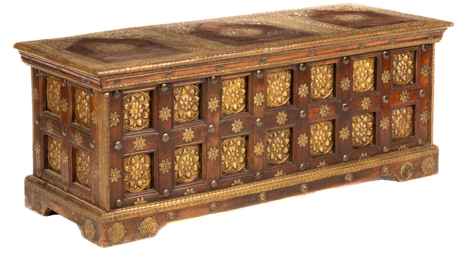 Large Coffer Chest (1 of 8)