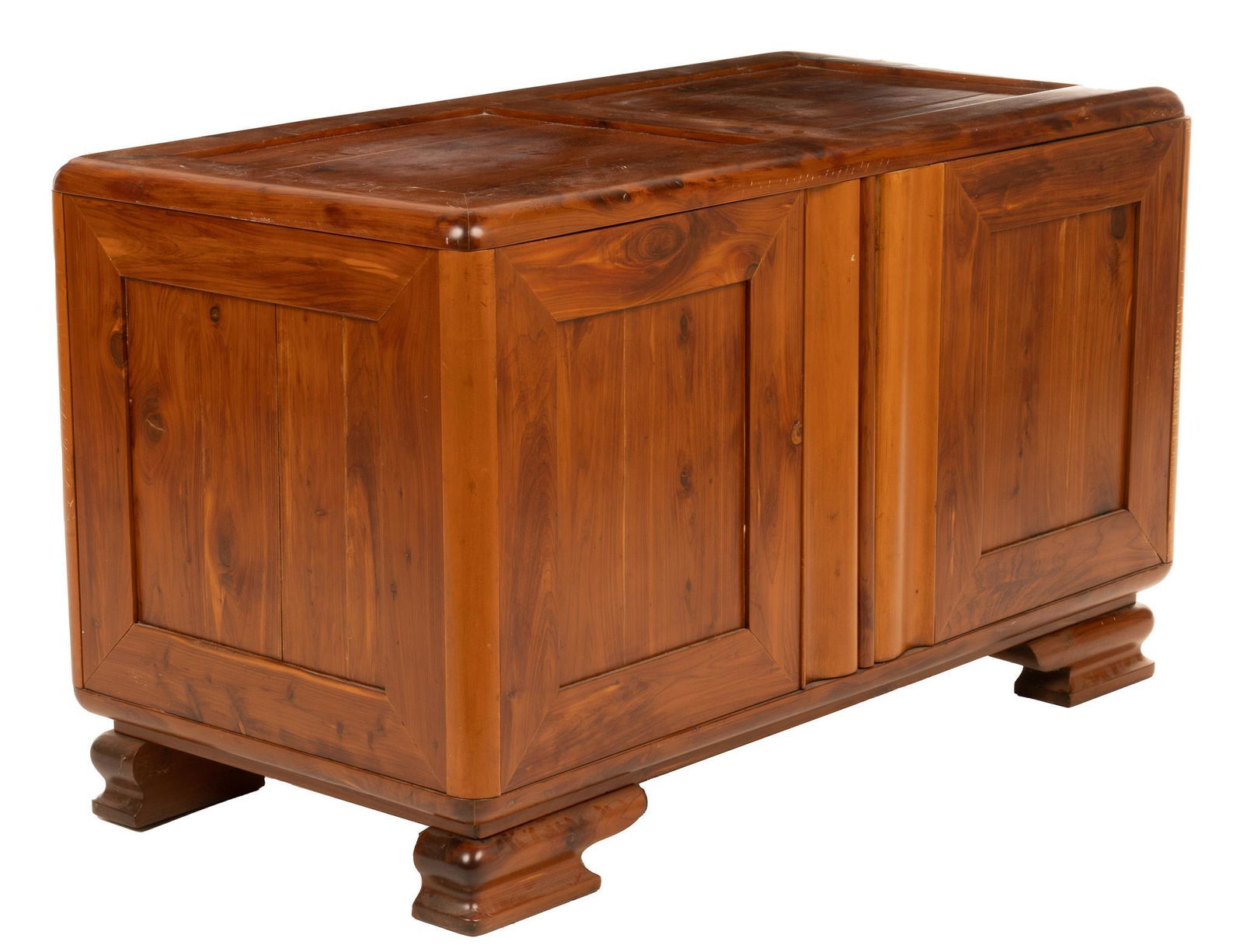 Hinge Top Cedar Chest (1 of 5)