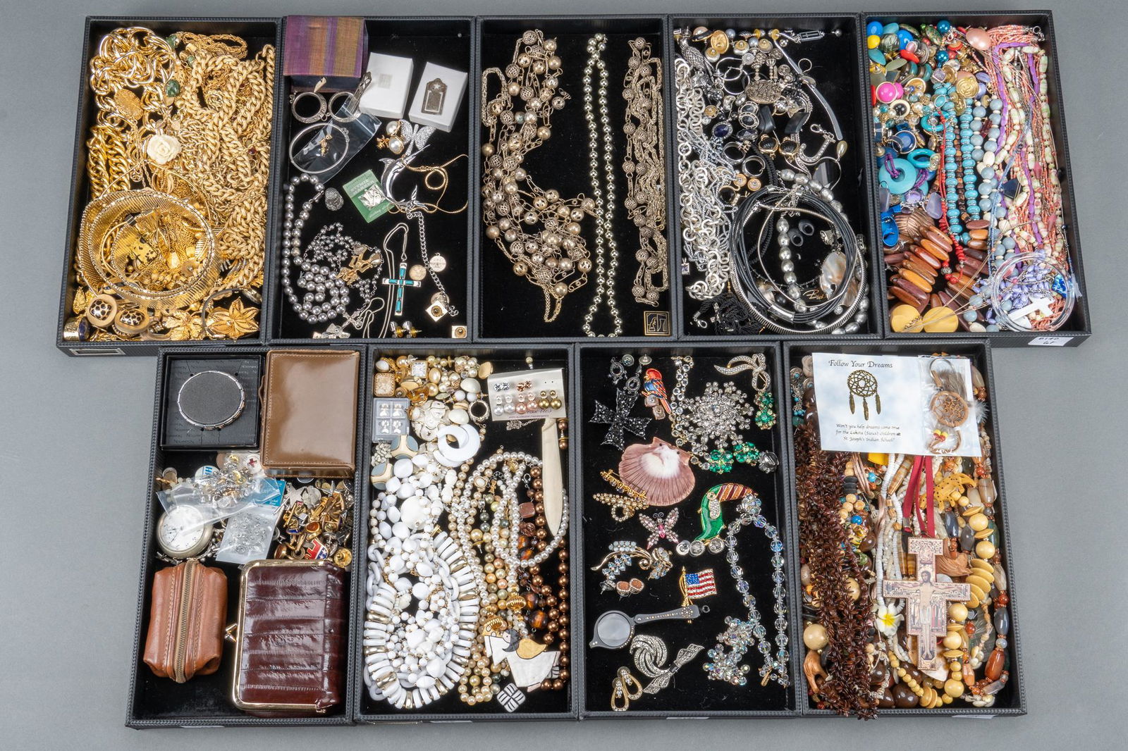 Collection of Vintage Costume Jewelry (1 of 6)