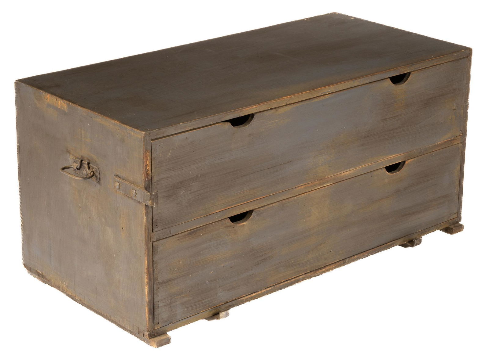 Rustic Wooden Trunk (1 of 5)