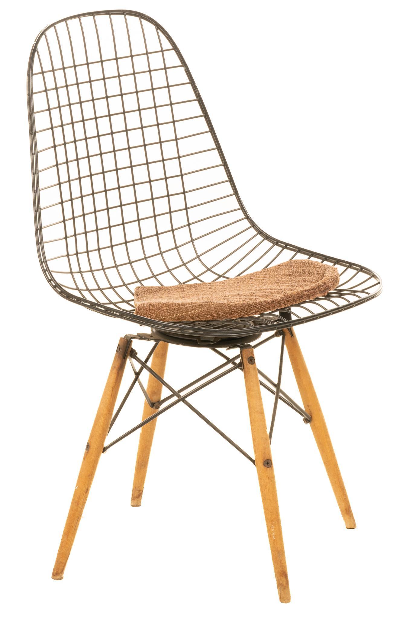 1st Gen. Eames PKW Side Chair (1 of 5)
