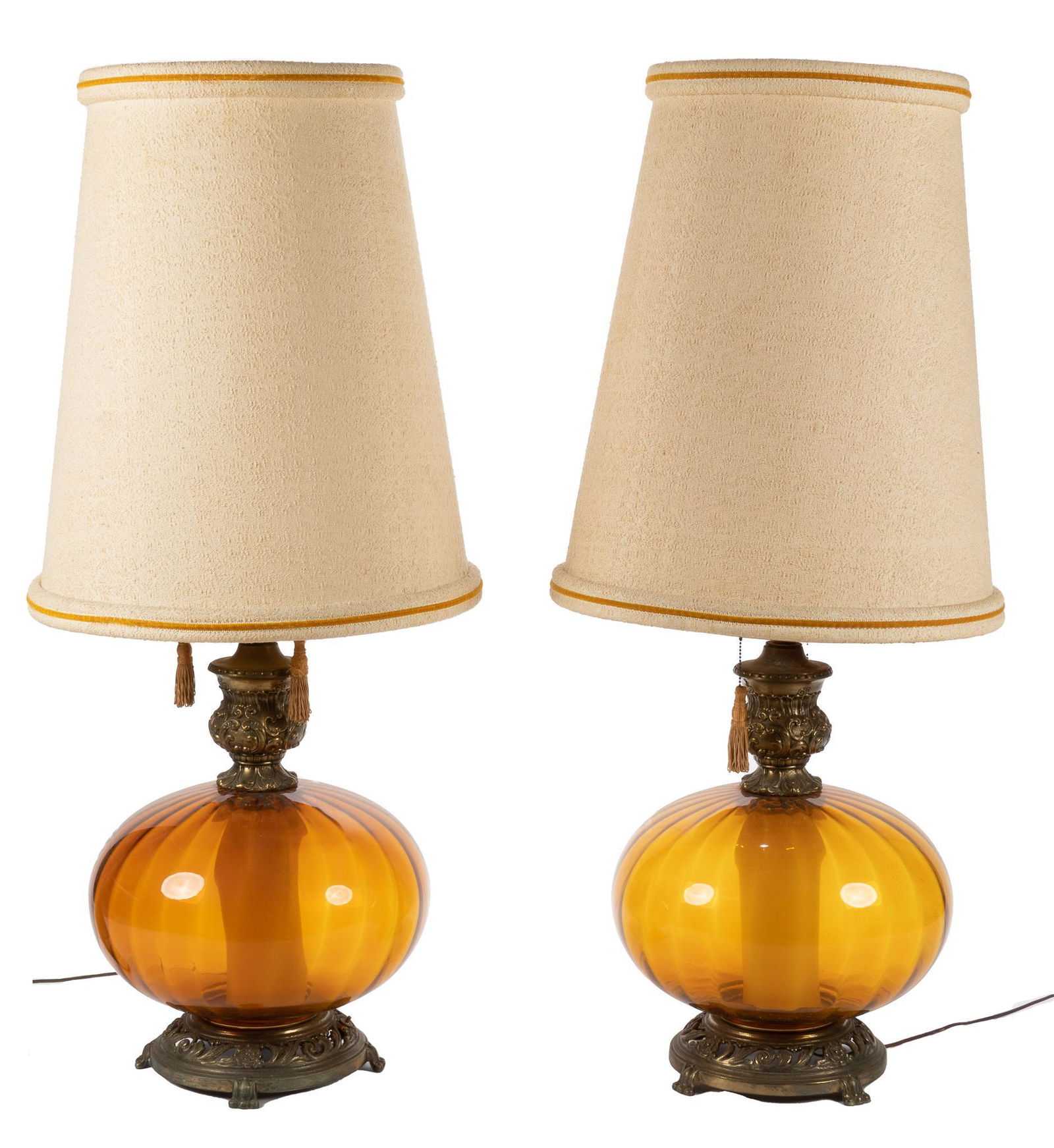 Pair of Vintage Hollywood Regency Style Lamps (1 of 4)