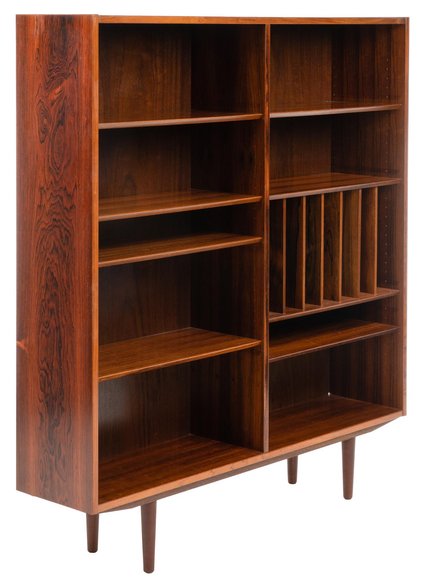 Hundevad Mid-Century Bookshelf (1 of 5)