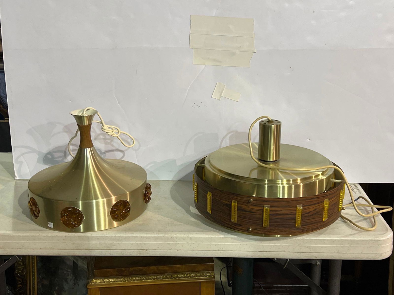 (2) Ceiling Light FIxtures (1 of 1)