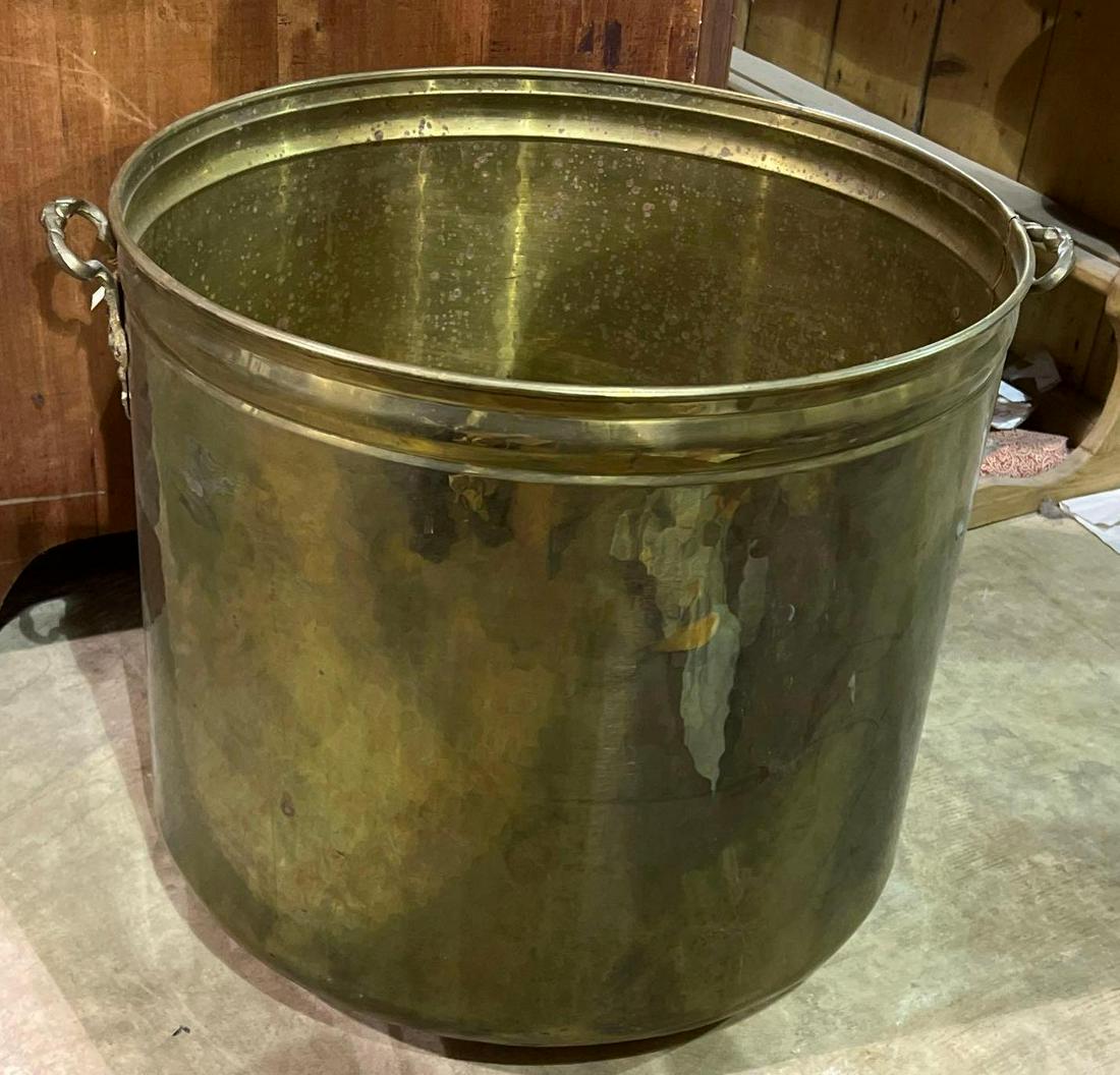 Large Copper Cauldron (1 of 1)