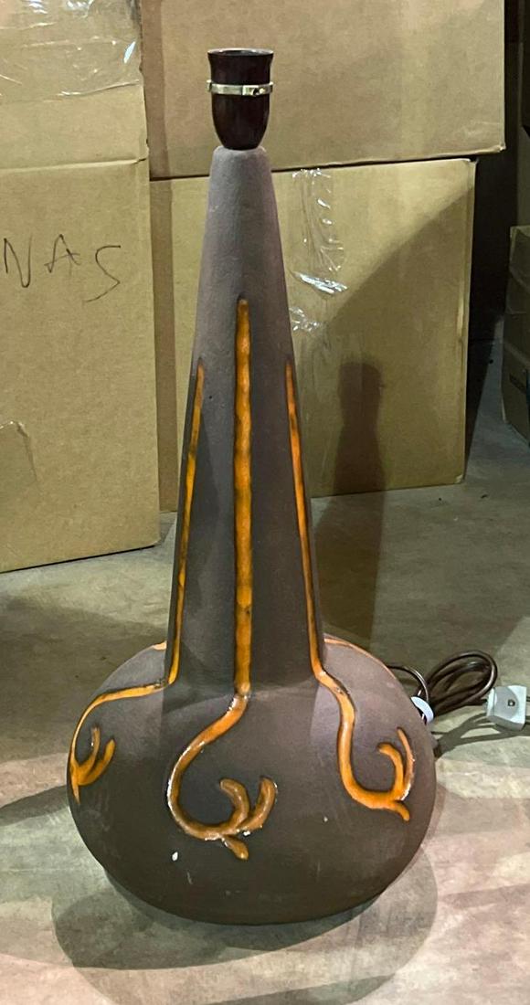 Ceramic Lamp (1 of 1)