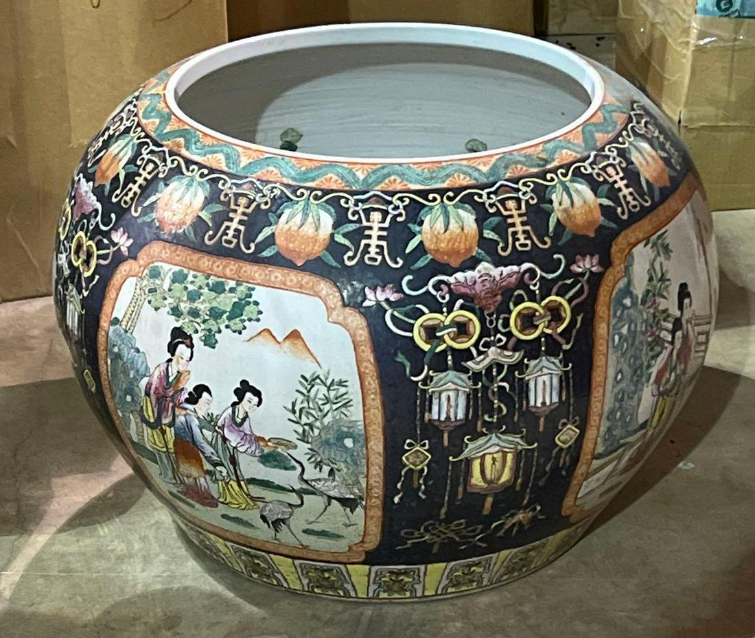Large Decorative Asian Urn (1 of 1)