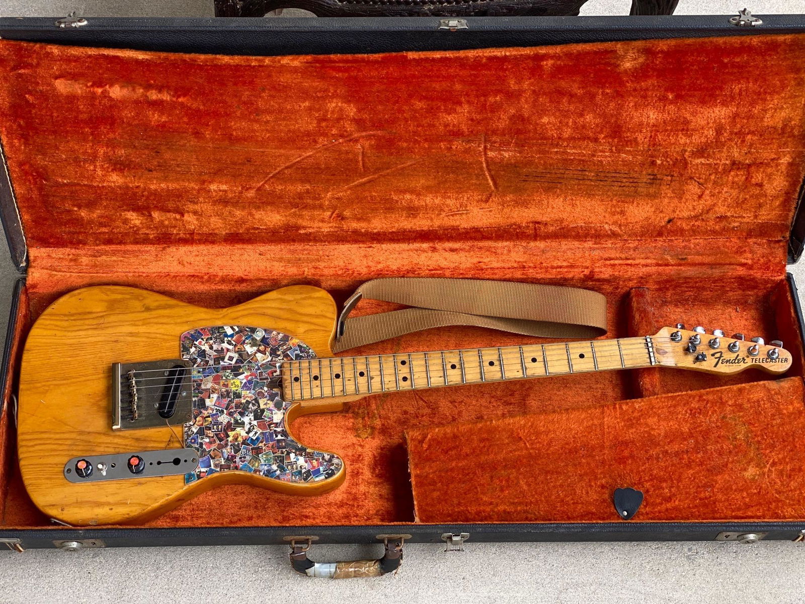 Electric Fender Telecaster Guitar (1 of 1)