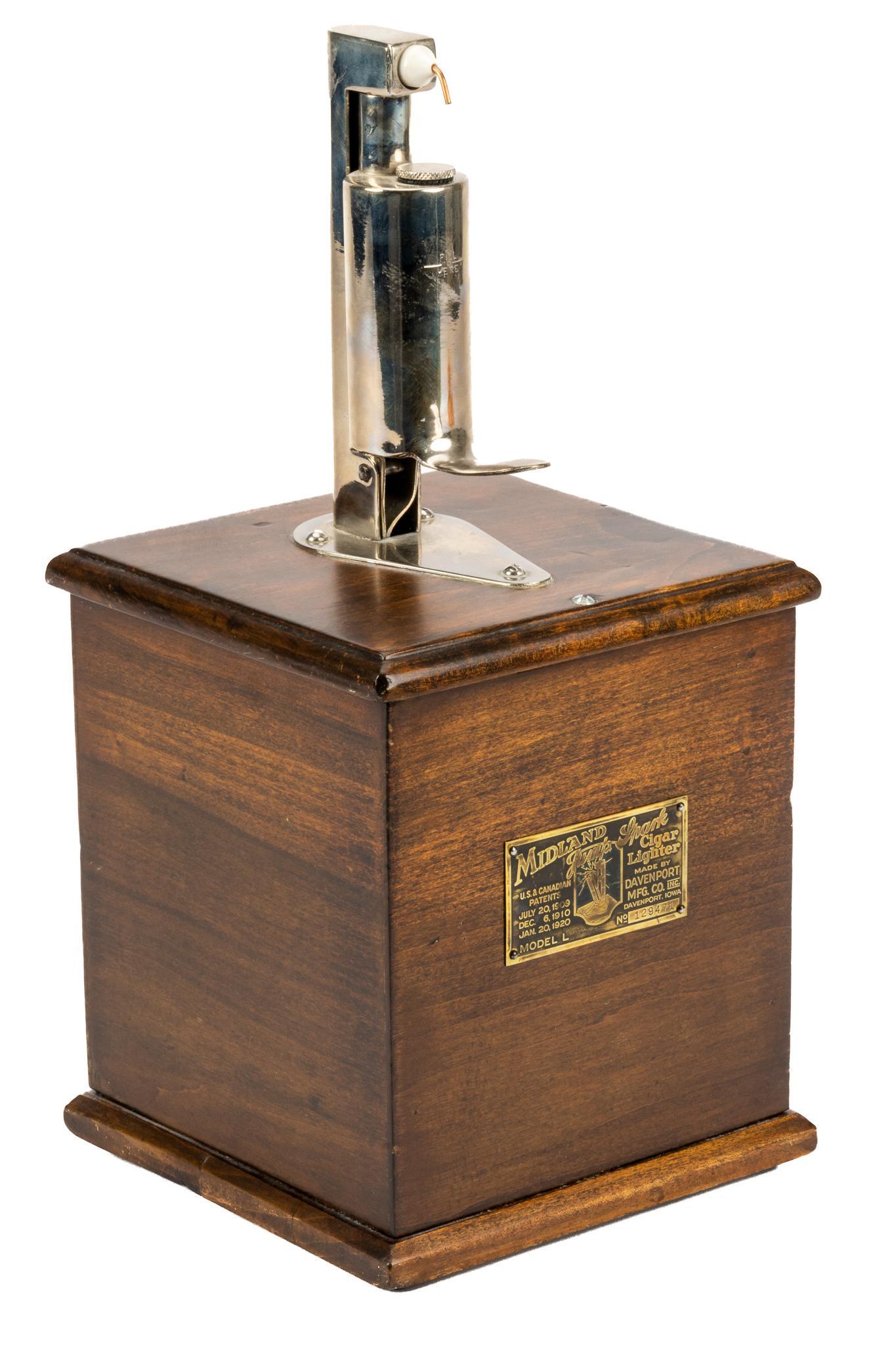 Midland Jump Spark Cigar Lighter (1 of 7)