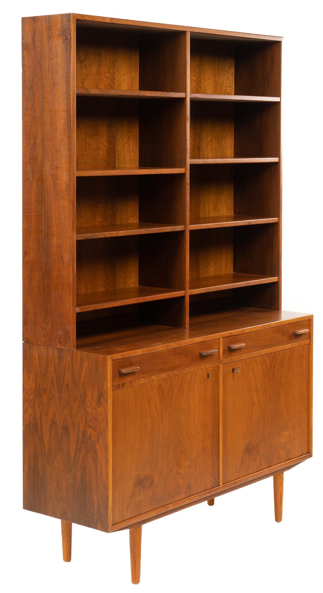 Mid-Century Bookcase (1 of 5)