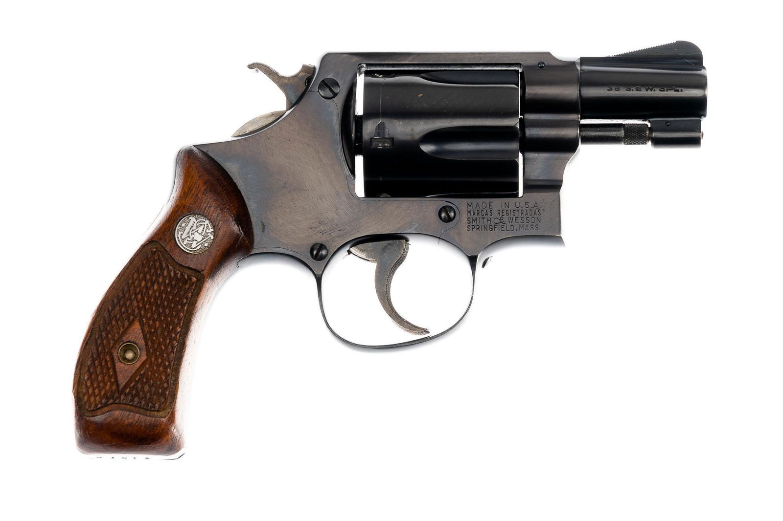 Smith & Wesson Model 36 Chief's Special .38 SPL Revolver: Serial: 31916 Manufacturer: Smith & Wesson (c. 1954) Model: 36 Chiefs Special Caliber: .38 SPL Barrel length: 1.875 in. OAL: 6.125 in. Condition: Very Good; wood grips have light handling marks; barre