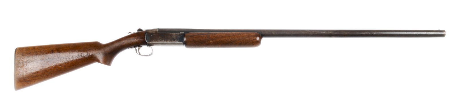 Winchester Model 37 12-Gauge Shotgun: Serial: No SN Manufacturer: Winchester Repeating Arms Co. Model: 37 Caliber: 12 Ga. (full choke) Barrel length: 30 in. OAL: 46.25 in. Condition: Fair; wood stock has wear commensurate w/ age, splinter