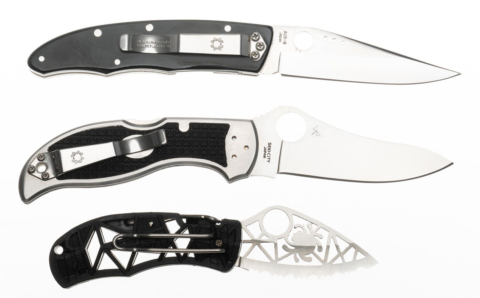 Collection of 3 Rare Sypderco Knives: Includes: -Spyderco Viele, 3.4 in. plain edge blade, black G10 grips, W/ old style Spyderco box & manual, there are minor scuffs on blade, but is in excellent conditions. -Spyderco Stretch 1, 3.