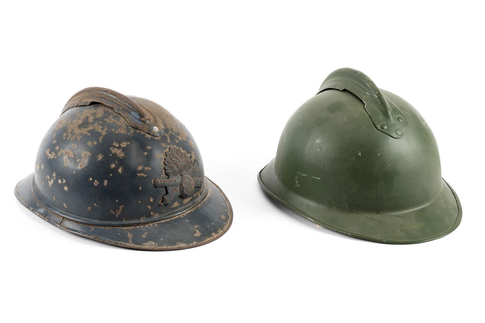 2 Rare WWII Helmets, Finnish Winter war and Spanish Civil war: Includes: -1 Swedish/Finnish M26 helmet, given as military aid to the Finnish during the winter war -1 Spanish M26 Spanish Civil War era helmet Condition: -Finnish is in good condition; paint has m