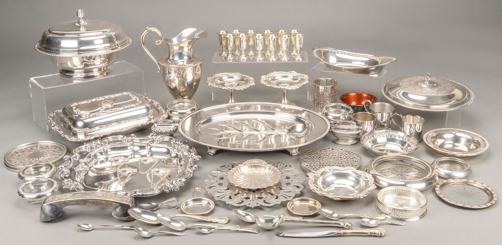 Lot of Silverplate Hollowware (1 of 9)