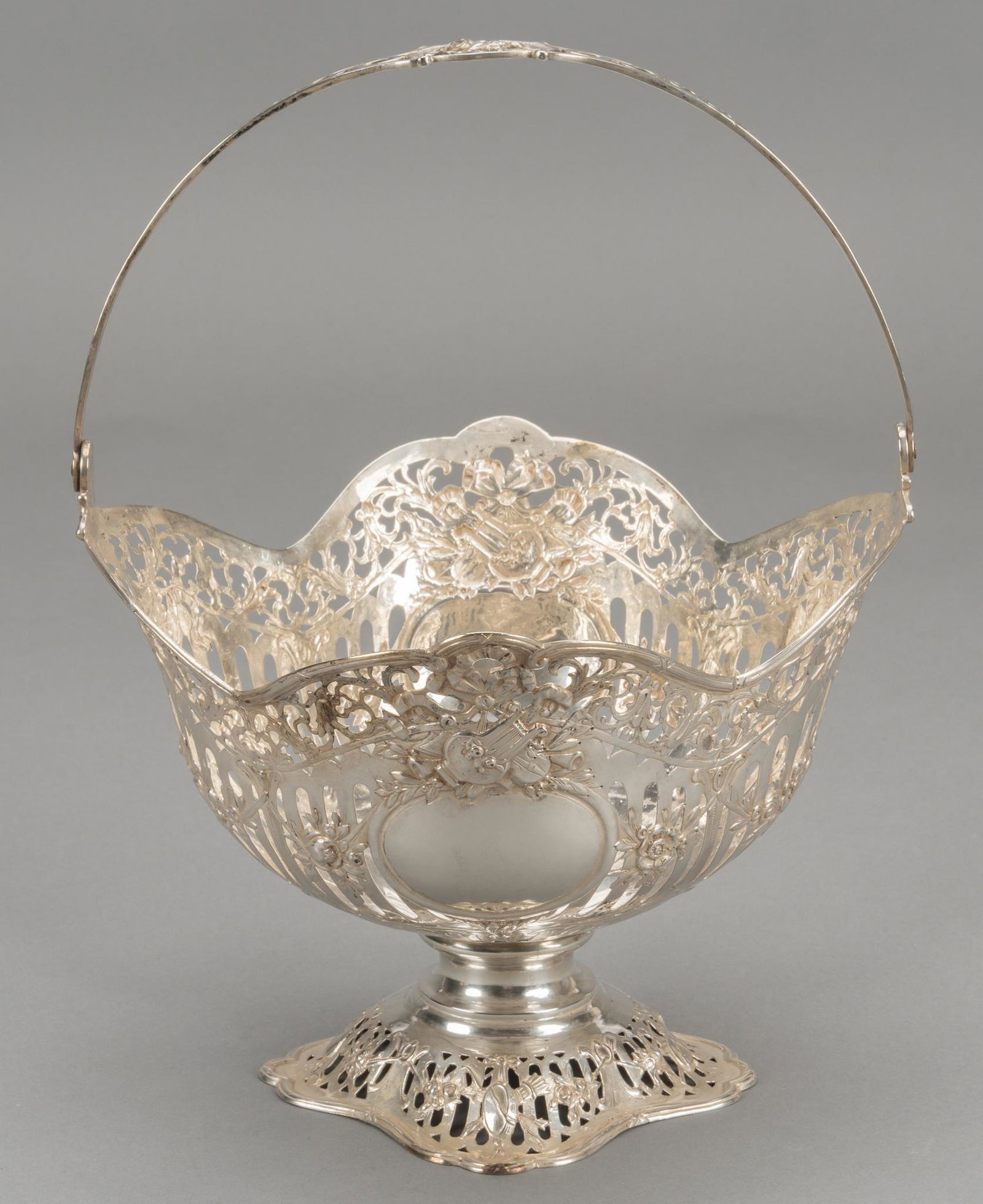 German .800 Silver Pierced Basket (1 of 7)