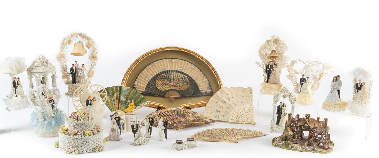 Collection of Wedding Decor and Decorative Fans (1 of 8)