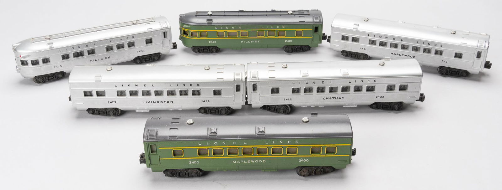 (6) Boxed Vintage Lionel Trains Passenger Cars (1 of 7)