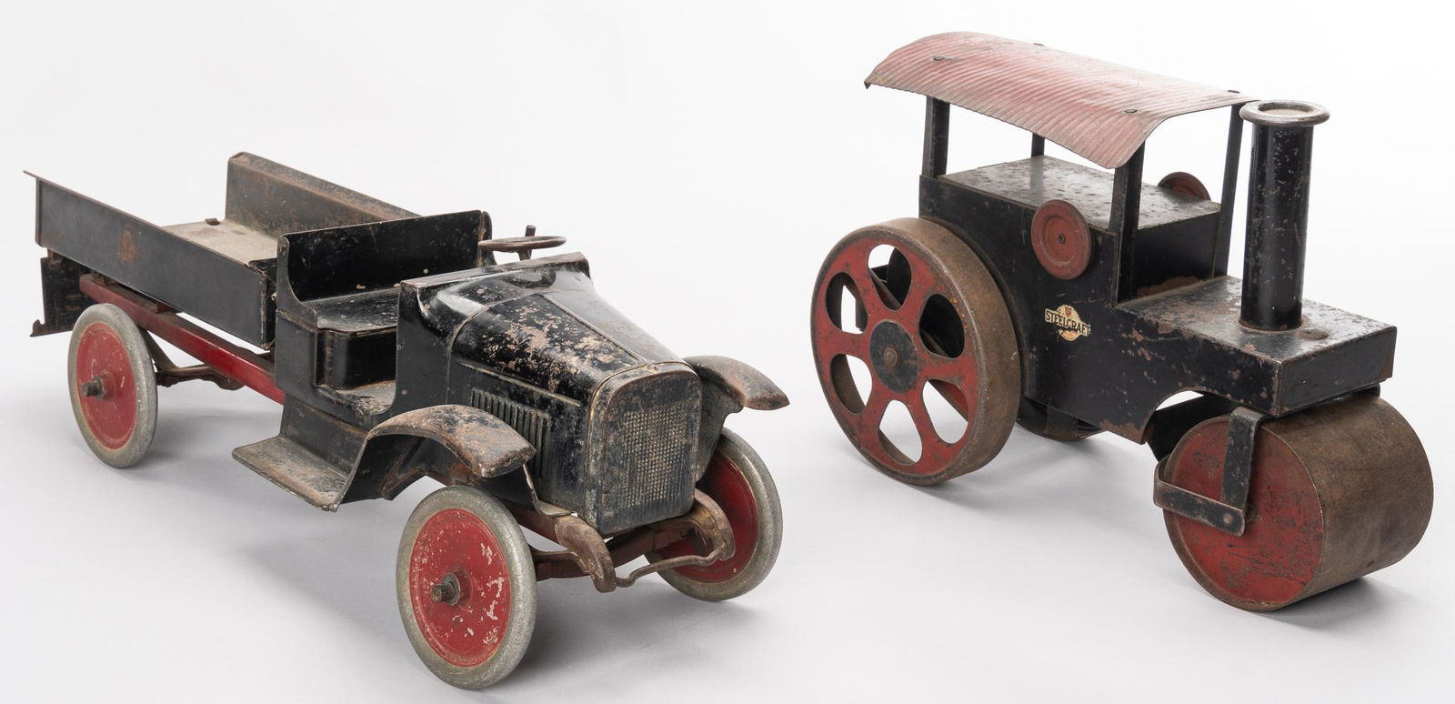 (2) Vintage Metal Toy Vehicles (1 of 7)