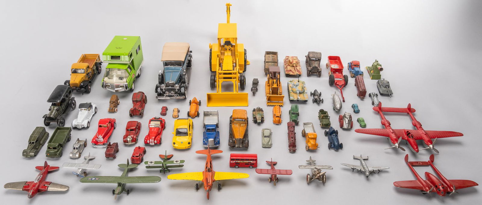 Lot of Toy Vehicles (1 of 7)
