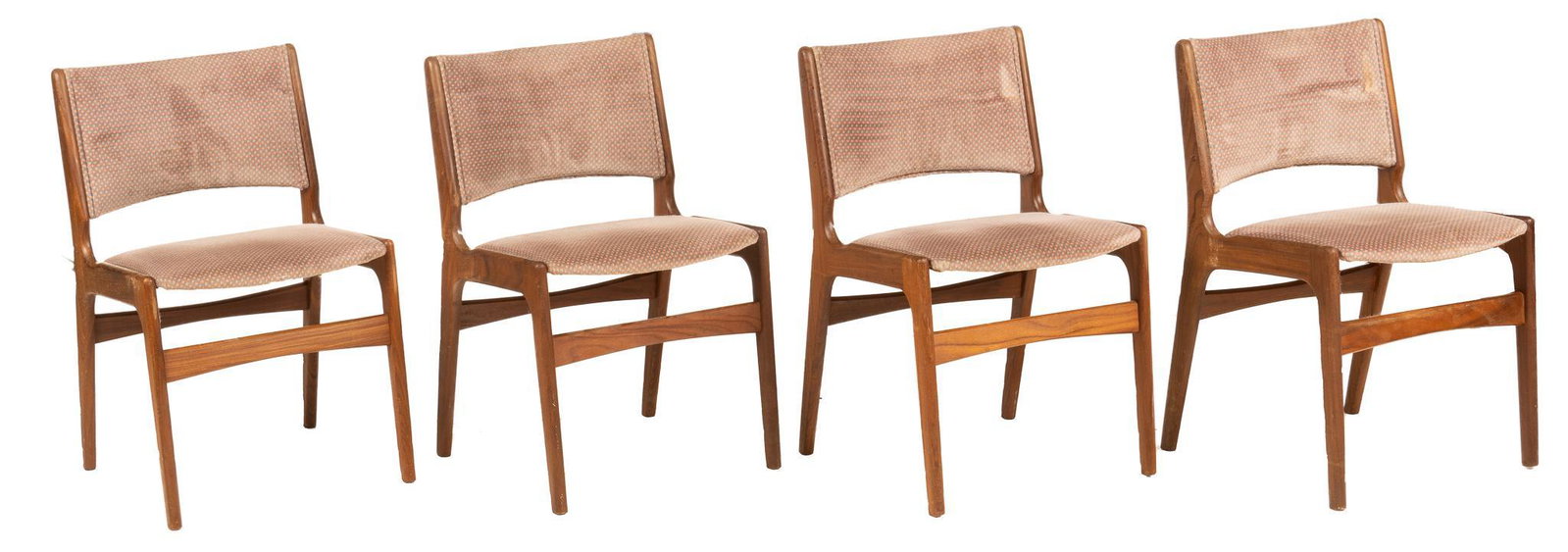 Set of (4) Mid-Century Dining Chairs: Set of four Mid-Century dining chairs, with curved backs, featuring patterned upholstery, supported on slanted tapered legs height 31.25 in. x width 19 in. x depth 20.5 in. We happily provide seamless