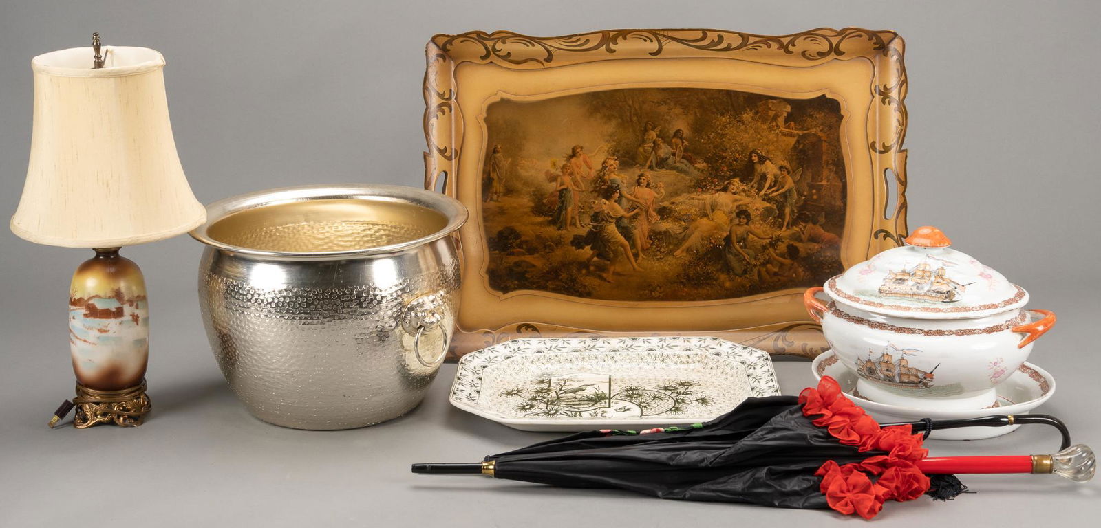 Lot of Traditional Decor Items (1 of 5)