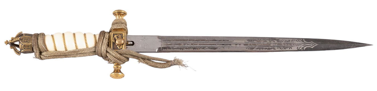 Nice Imperial German WWI Naval Dagger: Manufacturer: Carl Eickhorn Model: M1938 Blade Length: 9.75 in. Overall Length: 16 in. w/ scabbard Condition: Very Good; blade is bright and has marks commensurate with insertion into the scabbard, wi