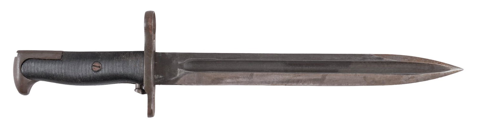 US M1 Garand 1905 E1 Bayonet: Manufacturer: Union Fork & Hoe Model: M1905E1 Bayonet (cut down from an 1905 /42) Blade Length: 10 in. Overall Length: 15 in. Condition: Very Good-Good; blade has light wear, with marks from the c