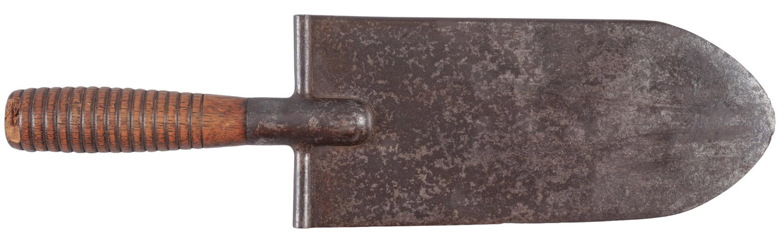 US Model 1873 Entrenching Tool: Manufacturer: Springfield Armory Model: 1873 Entrenching Blade Length: 8.5 in. Overall Length: 13 in. Condition: Fair - Good; blade has moderate wear but is dark and has spots of pitting scattered thr