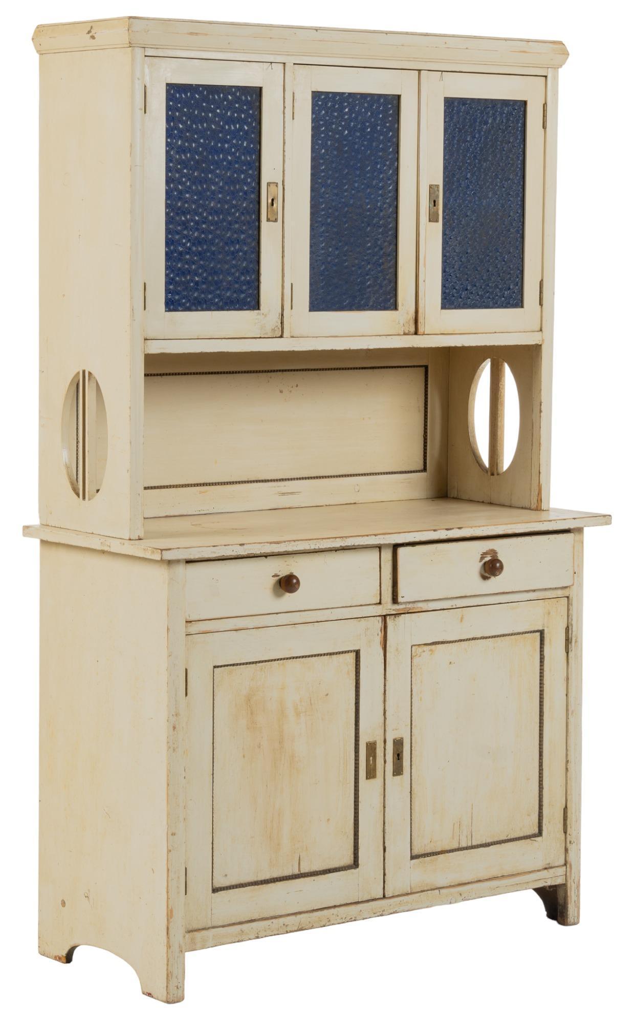 Farmhouse Kitchen Auction