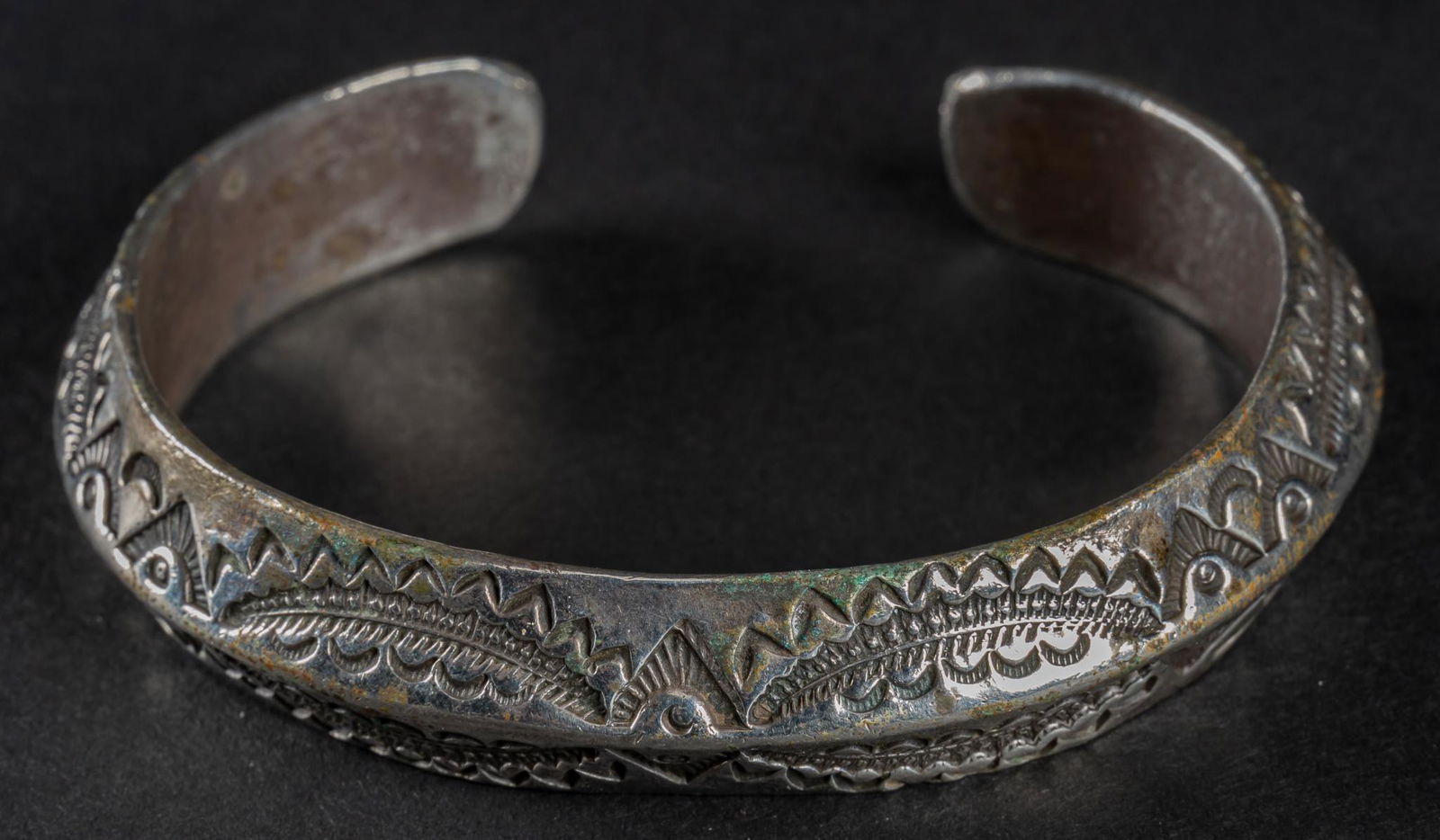 Navajo Sterling Silver Cuff Bracelet (1 of 6)