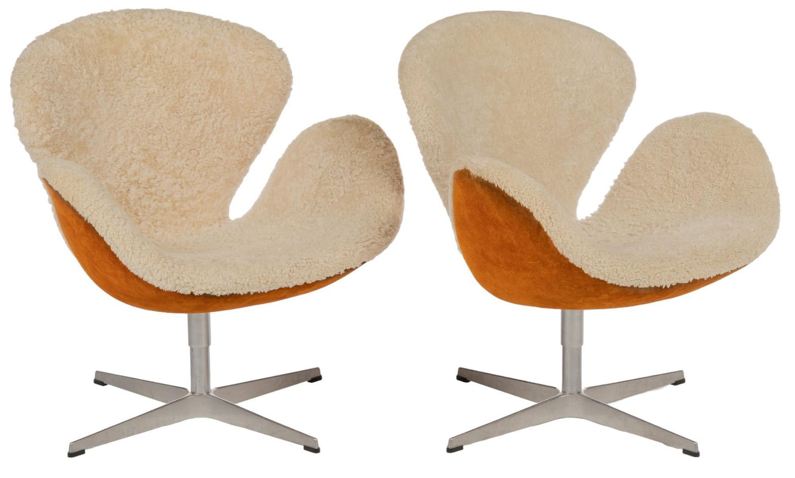 Pair of Arne Jacobson (DMK) Swan Chairs (1 of 8)
