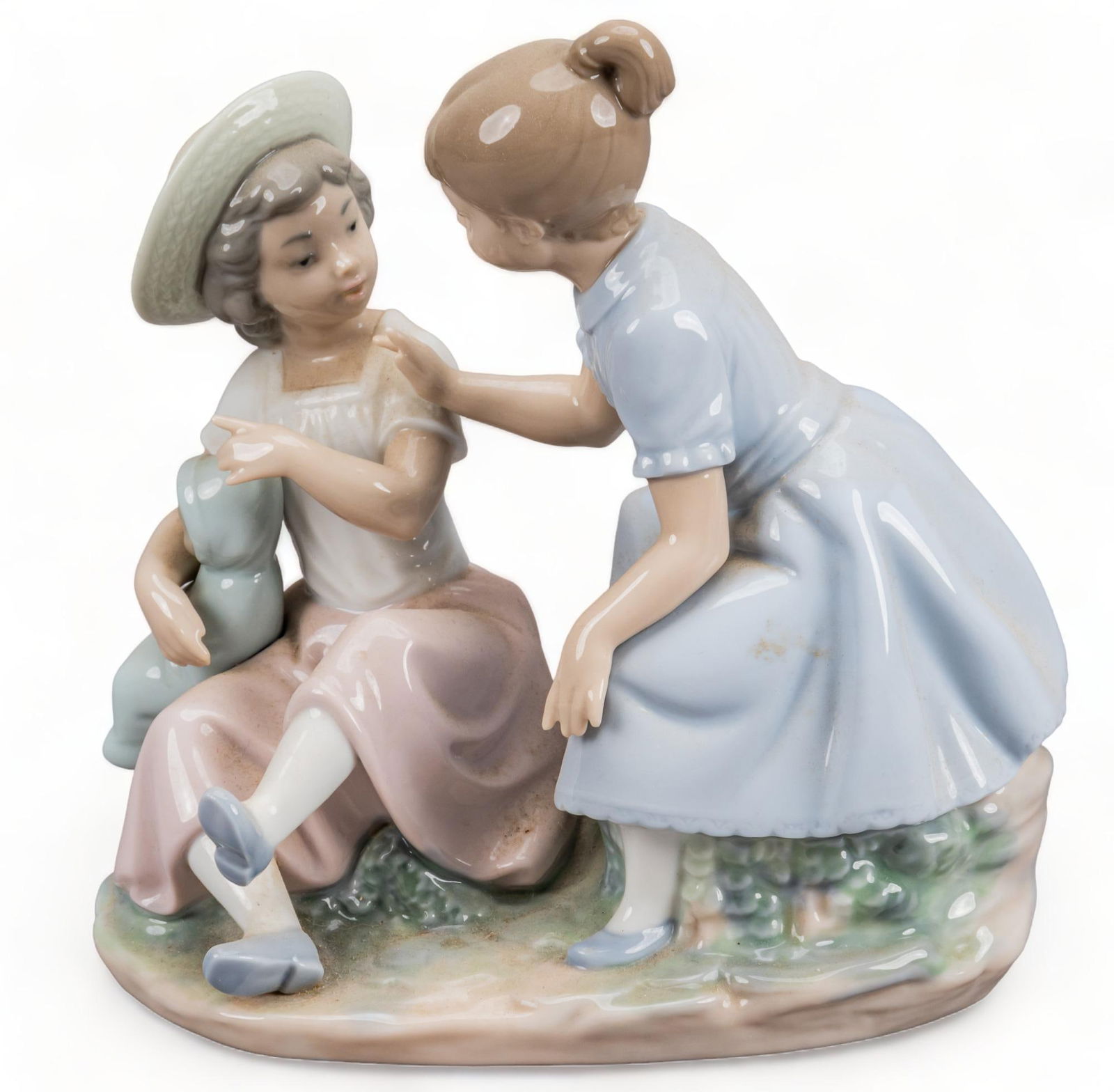 Nao Lladro Figurine (1 of 6)
