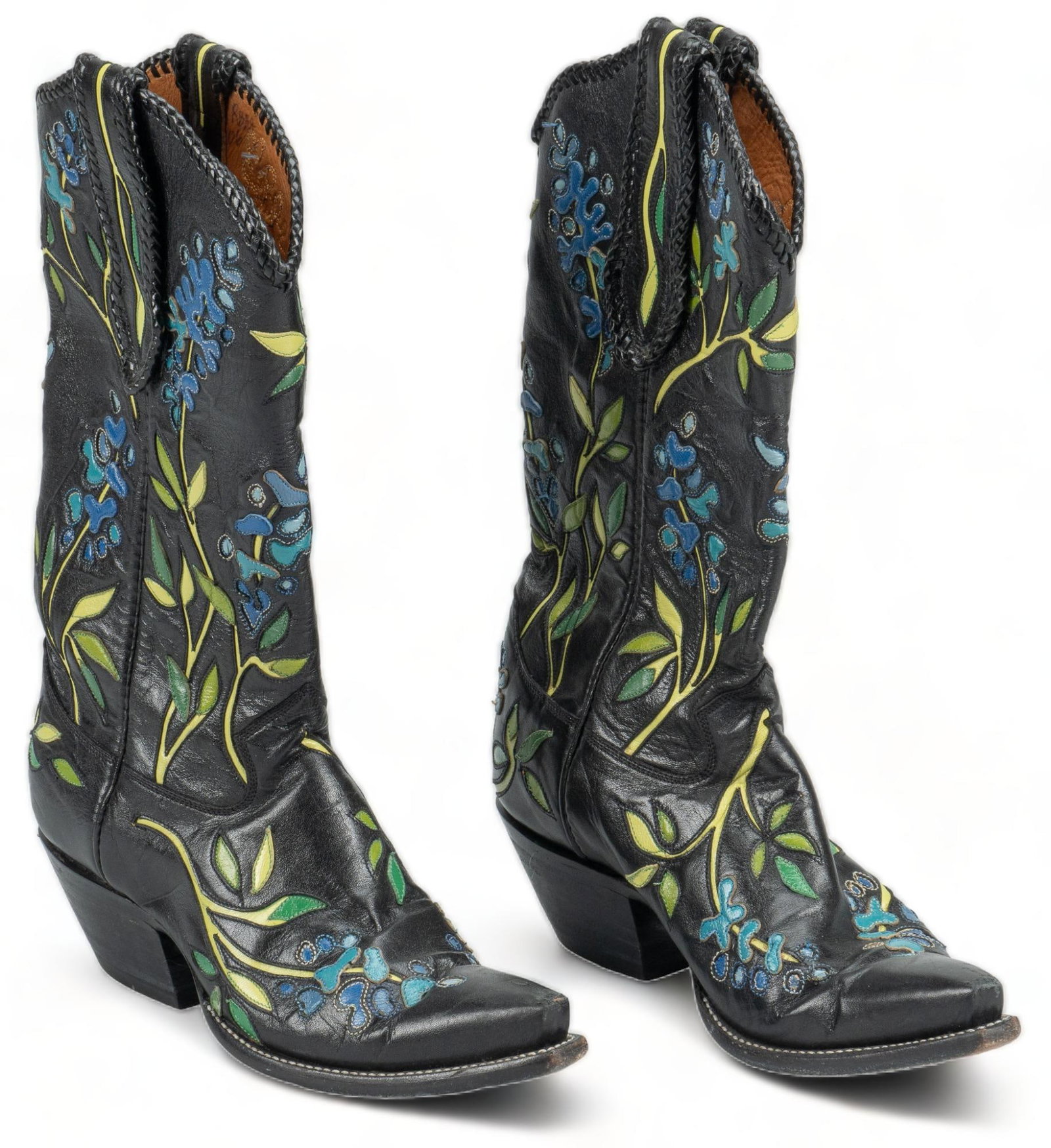 Rocket Buster Bluebonnet Women's Cowboy Boots: Rocket Buster bluebonnet women's cowboy boots, Texas state flower leather motifs, handmade in El Paso, Texas height 13.5 in. x width 3 in. x depth 10.5 in. size: 5.5 We happily provide seamless sh