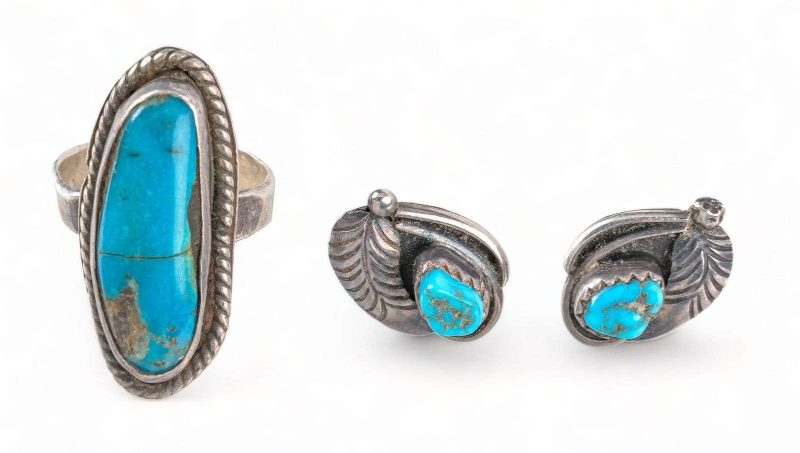 (2) Turquoise Ring and Earrings (1 of 5)