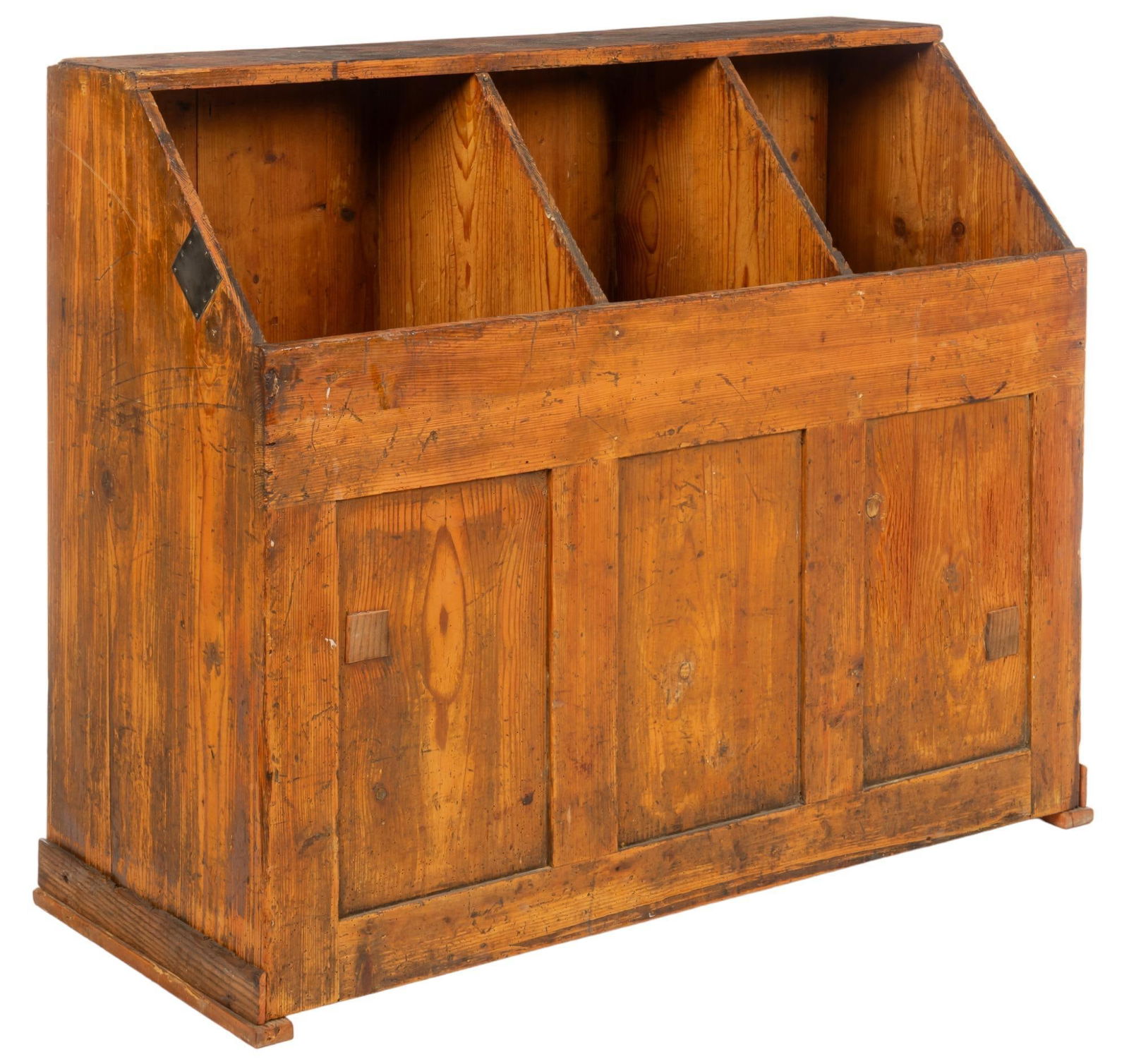 Rustic Farmhouse Grain Bin (1 of 6)