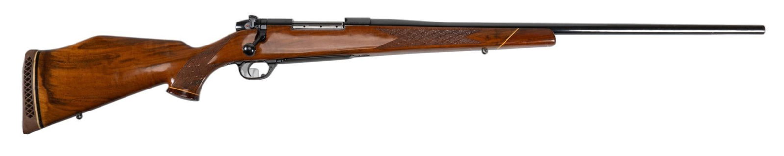 Nice Weatherby Mark V Deluxe 257 Wby Mag Bolt Action Rifle: Serial: PB012315 Manufacturer: Weatherby-USA Model: Mark V Deluxe Caliber: 257 Weatherby Magnum Barrel Length: 26 in. OAL: 46.5 in. Condition: Very Good; nice wood stock has light handling marks; barr